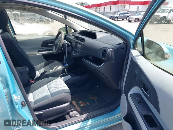 2014 Toyota Prius One with VIN JTDKDTB30E1077183, listed as a IAAI auction lot 42183675 with 92,560 mi miles and . Bid and sale history available at DreamBid. Image 5.