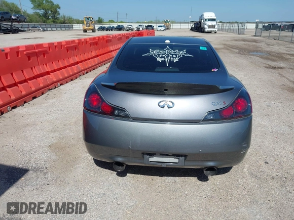 2014 Infiniti Q60 Journey z VIN JN1CV6EK1EM110800, wystawiony jako IAAI lot #41793724 z przebiegiem 134 408 mil mil oraz . Historia ofert i sprzedaży dostępna na DreamBid. Obrazek 17.