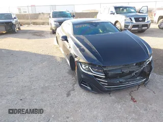 2023 Volkswagen Arteon SEL Premium R-Line z VIN WVWTR7AN4PE011960, wystawiony jako IAAI lot #41224746 z przebiegiem 12 654 mil mil oraz . Historia ofert i sprzedaży dostępna na DreamBid. Obrazek 1.