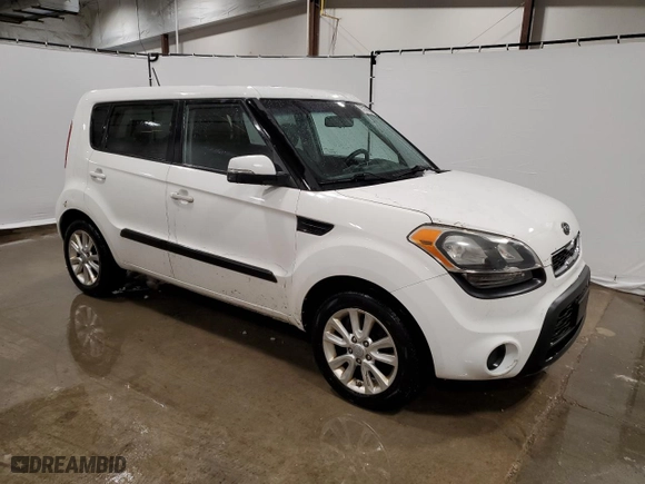 2012 Kia Soul + with VIN KNDJT2A61C7425121, listed as a Copart auction lot 45560815 with 208,833 mi miles and Clean Title. Bid and sale history available at carsss.com. Image 4.