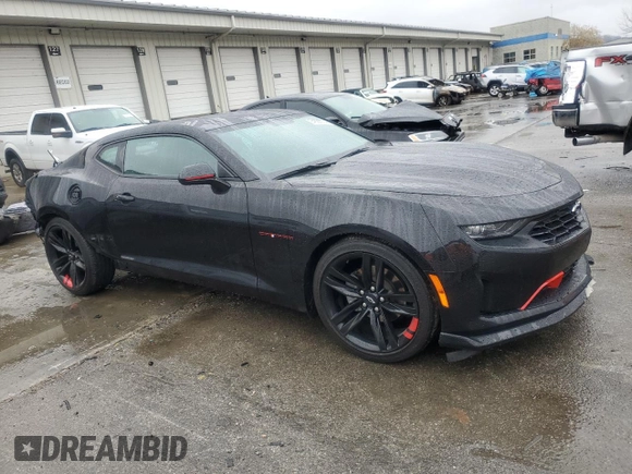2022 Chevrolet Camaro 2LT with VIN 1G1FD1RS4N0132199, listed as a Copart auction lot 84586974 with 25,714 mi miles and Salvage Title. Bid and sale history available at carsss.com. Image 4.