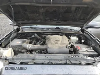 2018 Toyota Tacoma SR with VIN 3TMCZ5AN5JM132681, listed as a Copart auction lot 43244765 with 99,881 mi miles and Salvage Title. Bid and sale history available at carsss.com. Image 13.