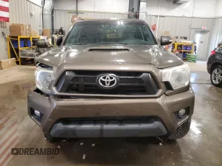 2013 Toyota Tacoma with VIN 3TMLU4EN1DM108966, listed as a Copart auction lot 60998825 with 171,583 mi miles and Clean title. Bid and sale history available at DreamBid. Image 5.