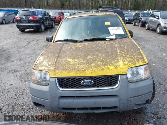 2002 Ford Escape XLT Choice with VIN 1FMYU04172KD51243, listed as a IAAI auction lot 41542965 with Not Provided miles. Bid and sale history available at carsss.com. Image 6.