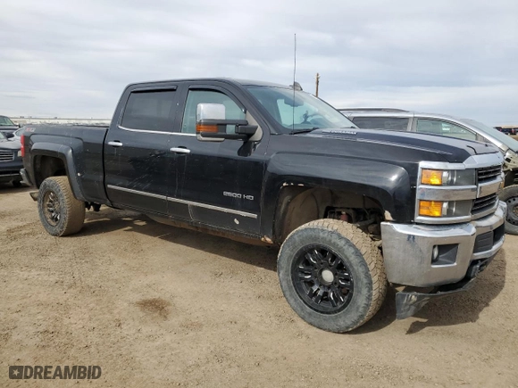 2015 Chevrolet Silverado 2500HD LTZ with VIN 1GC1KWE88FF581866, listed as a Copart auction lot 52392585 with 417,542 mi miles and Clean Title. Bid and sale history available at carsss.com. Image 4.