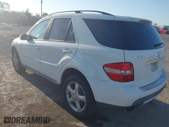2008 Mercedes-Benz M 350 with VIN 4JGBB86E78A339747, listed as a IAAI auction lot 42133297 with 201,280 mi miles and . Bid and sale history available at DreamBid. Image 3.