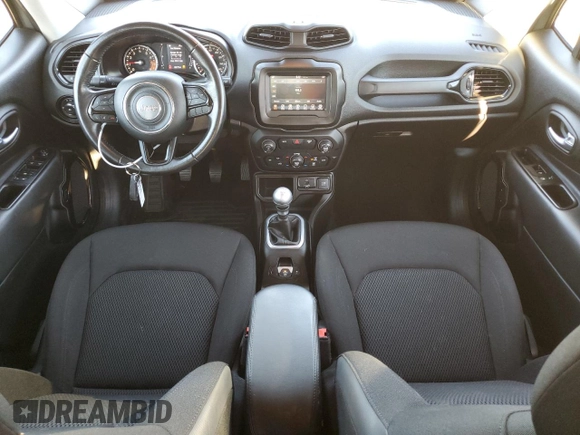 2018 Jeep Renegade Latitude with VIN ZACCJABH8JPH87570, listed as a Copart auction lot 82683804 with 68,273 mi miles and Salvage title. Bid and sale history available at DreamBid. Image 8.