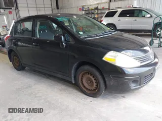 2008 Nissan Versa S with VIN 3N1BC13E28L373040, listed as a IAAI auction lot 42375533 with 136,200 mi miles and . Bid and sale history available at DreamBid. Image 1.
