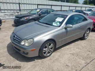 2006 Mercedes-Benz CLK-Class 3.5L with VIN WDBTJ56J66F193640, listed as a IAAI auction lot 40199929 with 49,024 mi miles. Bid and sale history available at carsss.com. Image 17.