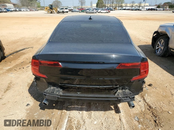 2019 Volvo S90 Momentum with VIN LVY102AK4KP111024, listed as a Copart auction lot 47934814 with 19,324 mi miles. Bid and sale history available at carsss.com. Image 6.