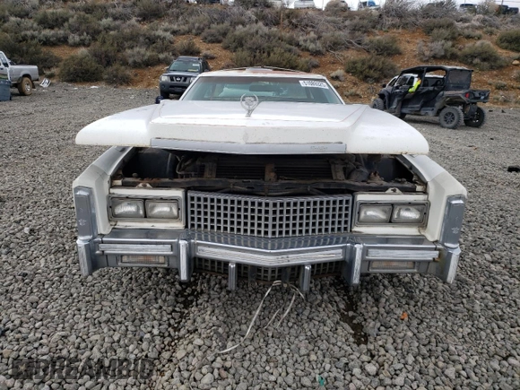 1975 Cadillac Eldorado z VIN 6L47S5Q245199, wystawiony jako Copart lot #51089325 z przebiegiem 2 991 mil mil oraz Czysty tytuł • Clean title. Historia ofert i sprzedaży dostępna na DreamBid. Obrazek 5.