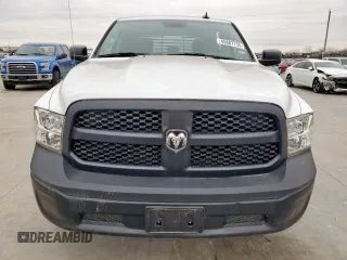 2022 Ram 1500 Tradesman z VIN 3C6RR7KG7NG375443, wystawiony jako Copart lot #45887735 z przebiegiem 2 301 mil mil oraz Szkoda całkowita • Salvage title. Historia ofert i sprzedaży dostępna na DreamBid. Obrazek 5.