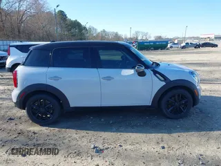 2012 MINI Countryman with VIN WMWZB3C50CWM30524, listed as a IAAI auction lot 41623400 with 194,858 mi miles and . Bid and sale history available at DreamBid. Image 13.