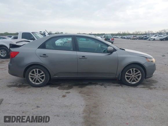2012 Kia Forte EX with VIN KNAFU4A29C5592525, listed as a IAAI auction lot 41918436 with 190,213 mi miles. Bid and sale history available at carsss.com. Image 13.