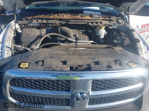 2019 Ram 1500 Classic Tradesman with VIN 3C6JR6DT7KG561514, listed as a IAAI auction lot 41556666 with 163,687 mi miles. Bid and sale history available at carsss.com. Image 10.