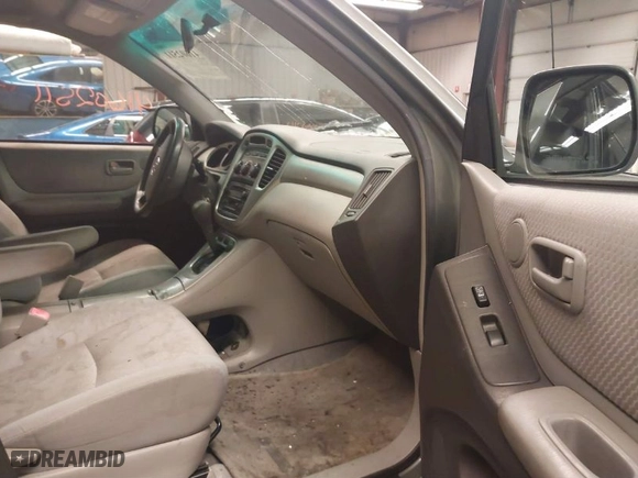 2007 Toyota Highlander w/3rd Row with VIN JTEEP21A870225356, listed as a IAAI auction lot 41602511 with 186,254 mi miles. Bid and sale history available at carsss.com. Image 5.