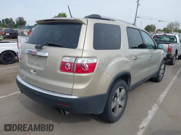 2012 GMC Acadia SLT1 with VIN 1GKKRRED4CJ135970, listed as a IAAI auction lot 42121346 with 178,550 mi miles. Bid and sale history available at carsss.com. Image 4.