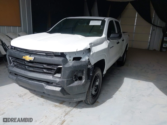 2024 Chevrolet Colorado 2WD Work Truck with VIN 1GCGSBEC8R1213406, listed as a IAAI auction lot 42117511 with 13,072 mi miles. Bid and sale history available at carsss.com. Image 17.