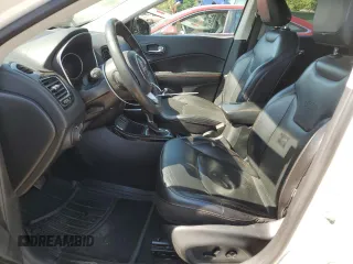 2019 Jeep Compass Limited z VIN 3C4NJCCB7KT676324, wystawiony jako Copart lot #57205244 z przebiegiem 164 705 mil mil oraz Nie do naprawy • Non repairable. Historia ofert i sprzedaży dostępna na DreamBid. Obrazek 7.