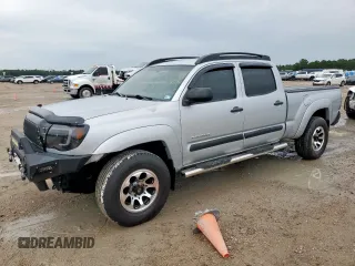 2005 Toyota Tacoma PreRunner z VIN 5TEKU72NX5Z132334, wystawiony jako Copart lot #60739855 z przebiegiem 273 292 mil mil oraz Szkoda całkowita • Salvage title. Historia ofert i sprzedaży dostępna na DreamBid. Obrazek 1.