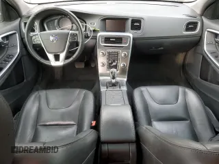 2016 Volvo V60 T5 Premier with VIN YV1612SK4G1309924, listed as a Copart auction lot 43135545 with 95,915 mi miles and Salvage Title. Bid and sale history available at carsss.com. Image 8.