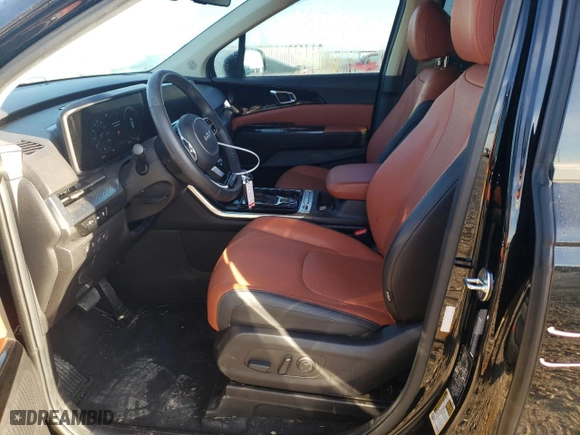 2023 Kia Carnival SX Prestige with VIN KNDNE5H38P6238611, listed as a Copart auction lot 81915204 with 23,507 mi miles and Salvage Title. Bid and sale history available at carsss.com. Image 7.