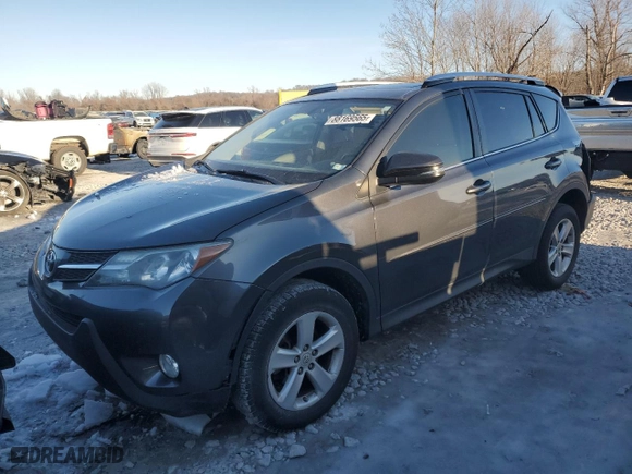 2013 Toyota RAV4 XLE with VIN JTMWFREV1DD011119, listed as a Copart auction lot 88169565 with 211,802 mi miles and Salvage Title. Bid and sale history available at carsss.com. Image 1.