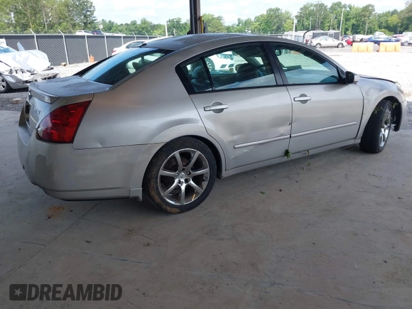 2006 Nissan Maxima SE with VIN 1N4BA41E86C817639, listed as a IAAI auction lot 42502694 with 235,730 mi miles and . Bid and sale history available at DreamBid. Image 4.