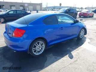 2006 Scion tC with VIN JTKDE167560136252, listed as a IAAI auction lot 42000724 with 168,727 mi miles. Bid and sale history available at carsss.com. Image 4.