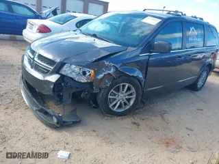 2018 Dodge Grand Caravan SXT with VIN 2C4RDGCG3JR192485, listed as a IAAI auction lot 41738911 with 135,100 mi miles. Bid and sale history available at carsss.com. Image 2.