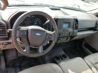 2019 Ford F-150 XL with VIN 1FTMF1CB8KKC86738, listed as a Copart auction lot 43762495 with 37,483 mi miles and Clean title. Bid and sale history available at DreamBid. Image 8.