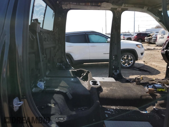 2016 Ram 1500 Rebel z VIN 1C6RR7YT8GS335730, wystawiony jako Copart lot #53479405 z przebiegiem Nie podano mil oraz Tytuł czysty. Historia ofert i sprzedaży dostępna na DreamBid. Obrazek 10.