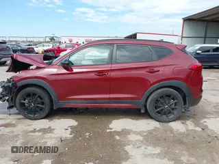 2019 Hyundai Tucson Sport z VIN KM8J33AL4KU928830, wystawiony jako IAAI lot #42104966 z przebiegiem 107 350 mil mil oraz . Historia ofert i sprzedaży dostępna na DreamBid. Obrazek 15.