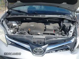 2018 Toyota Sienna LE Auto Access Seat with VIN 5TDKZ3DC5JS945951, listed as a IAAI auction lot 41689856 with 103,537 mi miles. Bid and sale history available at carsss.com. Image 10.