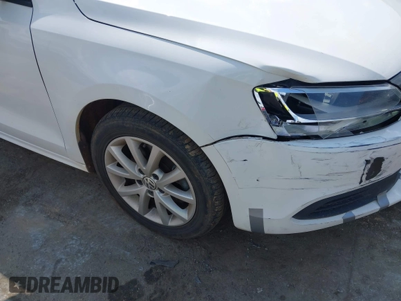 2012 Volkswagen Jetta SE with VIN 3VWDP7AJ1CM326224, listed as a IAAI auction lot 42461552 with 115,096 mi miles and . Bid and sale history available at DreamBid. Image 12.