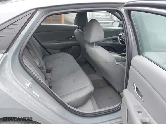 2022 Hyundai Elantra SE with VIN KMHLL4AG3NU351004, listed as a IAAI auction lot 41480234 with 48,485 mi miles. Bid and sale history available at carsss.com. Image 8.