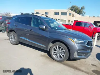 2019 Acura RDX w/Technology Pkg with VIN 5J8TC2H51KL000186, listed as a IAAI auction lot 41403335 with 140,920 mi miles. Bid and sale history available at carsss.com. Image 1.