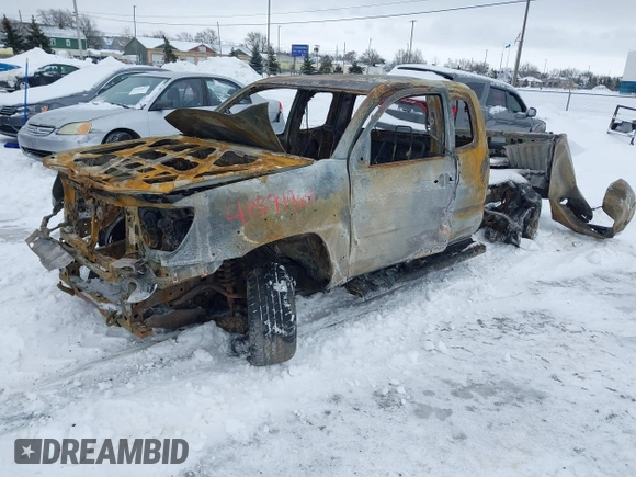 2005 Toyota Tacoma with VIN 5TEUU42N25Z026726, listed as a IAAI auction lot 41591964 with 208,500 mi miles and . Bid and sale history available at DreamBid. Image 2.