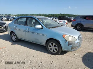 2006 Hyundai Accent GLS z VIN KMHCN46C56U050963, wystawiony jako Copart lot #60979955 z przebiegiem Nie podano mil oraz Czysty tytuł • Clean title. Historia ofert i sprzedaży dostępna na DreamBid. Obrazek 4.