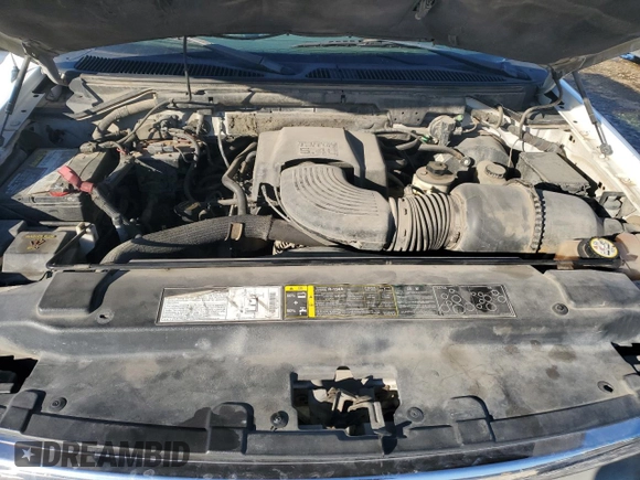 2002 Ford F-150 XL with VIN 1FTRX17L42KD35973, listed as a Copart auction lot 89121325 with 258,895 mi miles and Salvage title. Bid and sale history available at DreamBid. Image 11.