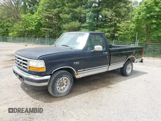 1996 Ford F-150 z VIN 1FTEF15N4TLC00784, wystawiony jako IAAI lot #42309308 z przebiegiem 204 742 mil mil oraz . Historia ofert i sprzedaży dostępna na DreamBid. Obrazek 2.