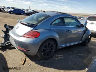2019 Volkswagen Beetle S with VIN 3VWFD7ATXKM712061, listed as a Copart auction lot 77270304 with 0 mi miles and Salvage Title. Bid and sale history available at carsss.com. Image 3.