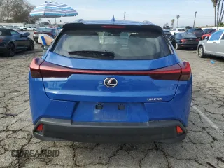 2022 Lexus UX 200 with VIN JTHX3JBH0N2049742, listed as a Copart auction lot 43215465 with 18,728 mi miles and Salvage title. Bid and sale history available at DreamBid. Image 6.