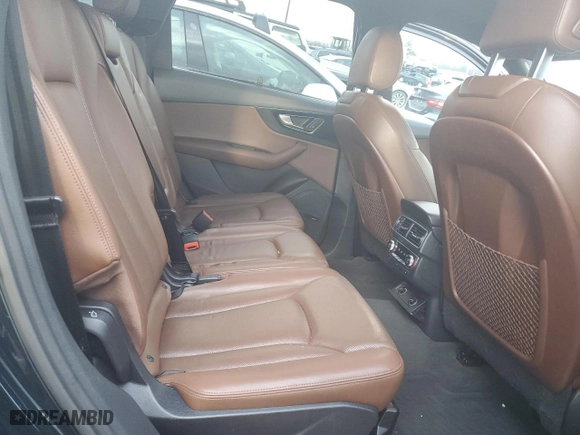 2017 Audi Q7 Prestige with VIN WA1VAAF70HD047461, listed as a Copart auction lot 45512465 with 143,754 mi miles and Salvage Title. Bid and sale history available at carsss.com. Image 11.