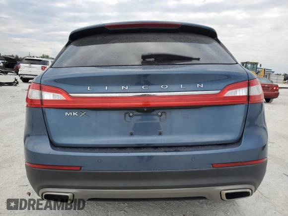 2018 Lincoln MKX Premiere with VIN 2LMPJ6JR1JBL50118, listed as a Copart auction lot 88996845 with 57,043 mi miles and Salvage Title. Bid and sale history available at carsss.com. Image 6.