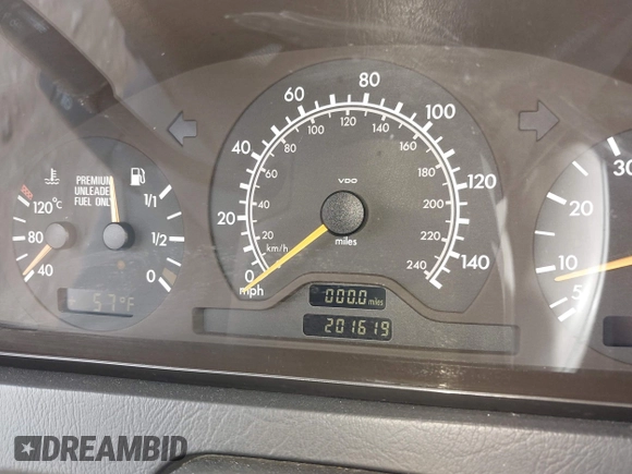 1998 Mercedes-Benz C 230/260/280/320 with VIN WDBHA23G5WA630456, listed as a IAAI auction lot 41714823 with 201,619 mi miles and . Bid and sale history available at carsss.com. Image 7.