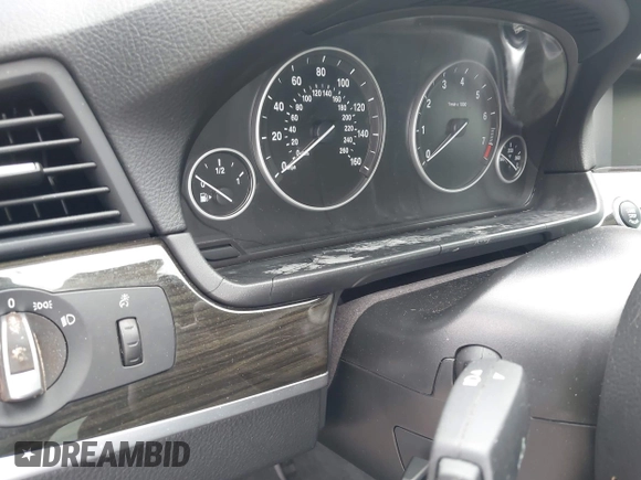2013 BMW 5 Series 550i xDrive с VIN WBAFU9C51DDY72113, выставлен на аукционе IAAI как лот 42446069 с пробегом Не указан миль и . История ставок и продаж доступна на DreamBid. Изображение 7.