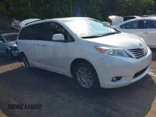 2017 Toyota Sienna XLE Auto Access Seat with VIN 5TDYZ3DC8HS889430, listed as a IAAI auction lot 42410479 with 44,328 mi miles and . Bid and sale history available at DreamBid. Image 1.