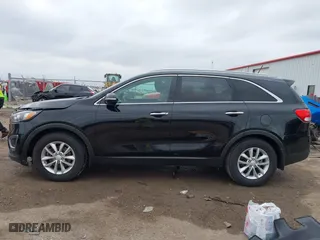 2016 Kia Sorento LX with VIN 5XYPG4A50GG129744, listed as a IAAI auction lot 41711949 with 127,954 mi miles. Bid and sale history available at carsss.com. Image 14.