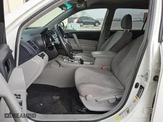 2013 Toyota Highlander with VIN 5TDZK3EH1DS114237, listed as a Copart auction lot 48521355 with 189,206 mi miles and Clean Title. Bid and sale history available at carsss.com. Image 7.